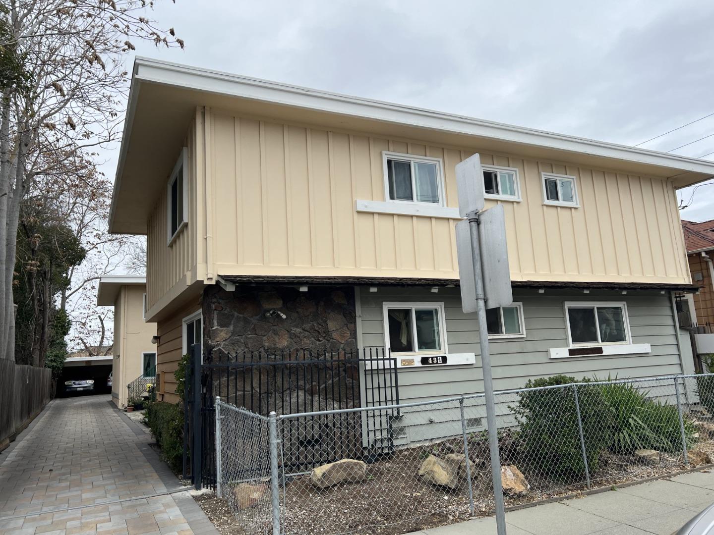 Detail Gallery Image 2 of 23 For 431 E Saint John St, San Jose,  CA 95112 - – Beds | – Baths