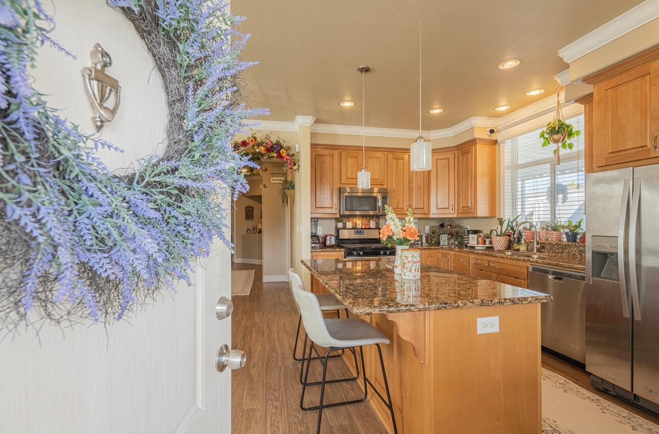 Detail Gallery Image 7 of 41 For 510 Saddlebrook Dr #293,  San Jose,  CA 95136 - 3 Beds | 2 Baths