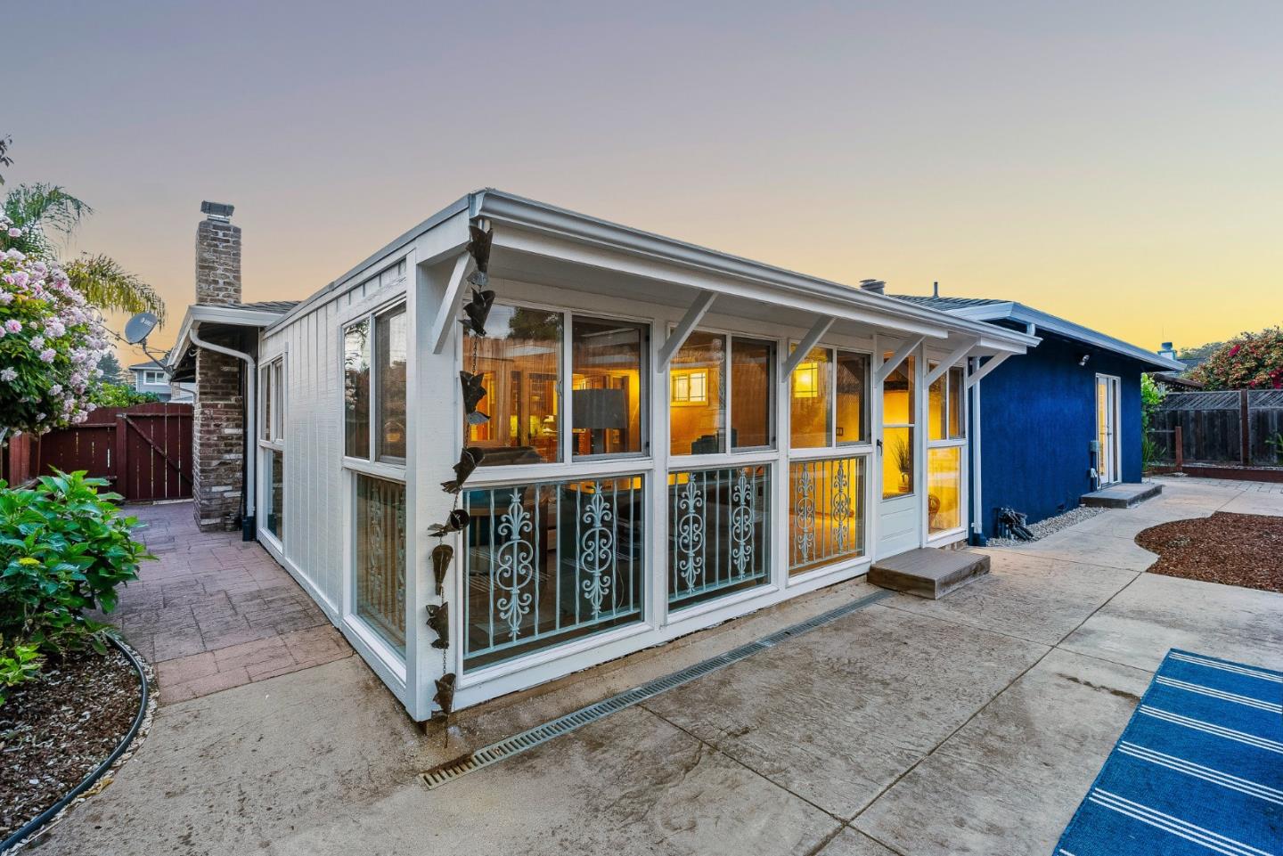 Detail Gallery Image 4 of 43 For 2650 Gary Dr, Soquel,  CA 95073 - 3 Beds | 2/1 Baths