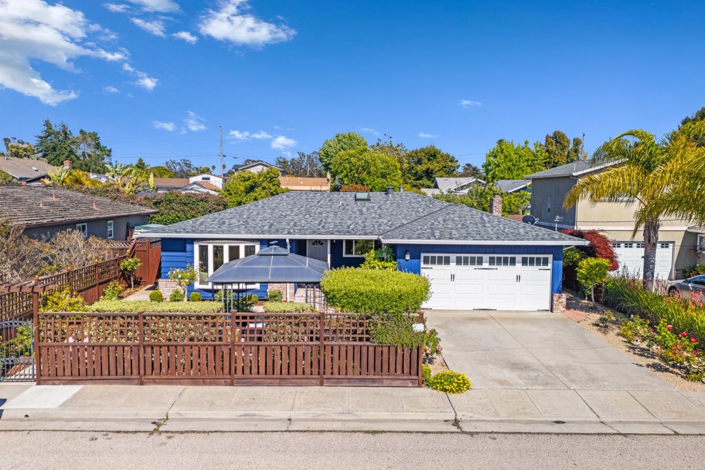 Detail Gallery Image 5 of 43 For 2650 Gary Dr, Soquel,  CA 95073 - 3 Beds | 2/1 Baths