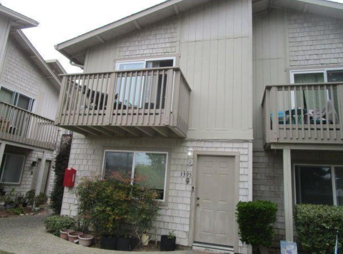 Detail Gallery Image 5 of 8 For 3391-3395 Mission Dr, Santa Cruz,  CA 95065 - – Beds | – Baths