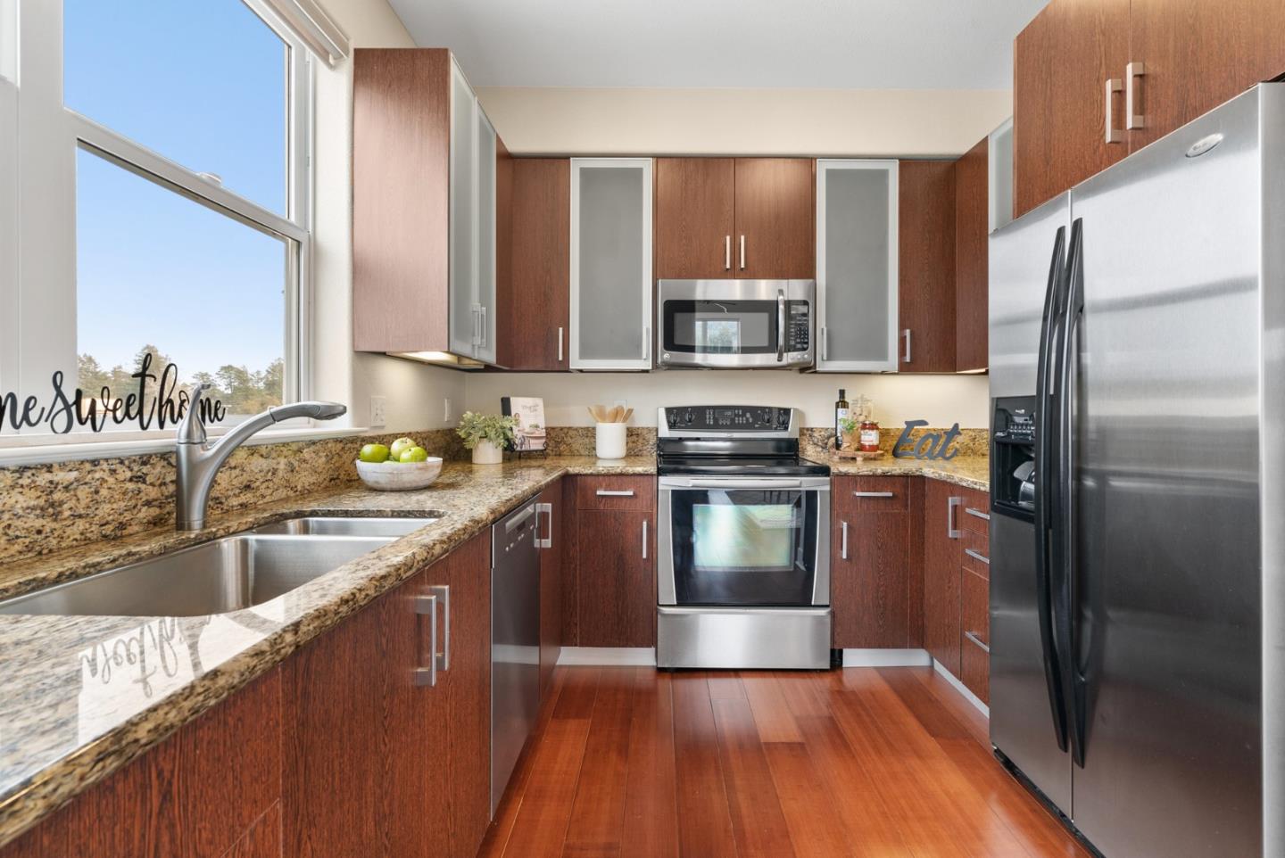 Detail Gallery Image 11 of 37 For 2030 N Pacific Ave #340,  Santa Cruz,  CA 95060 - 3 Beds | 2 Baths