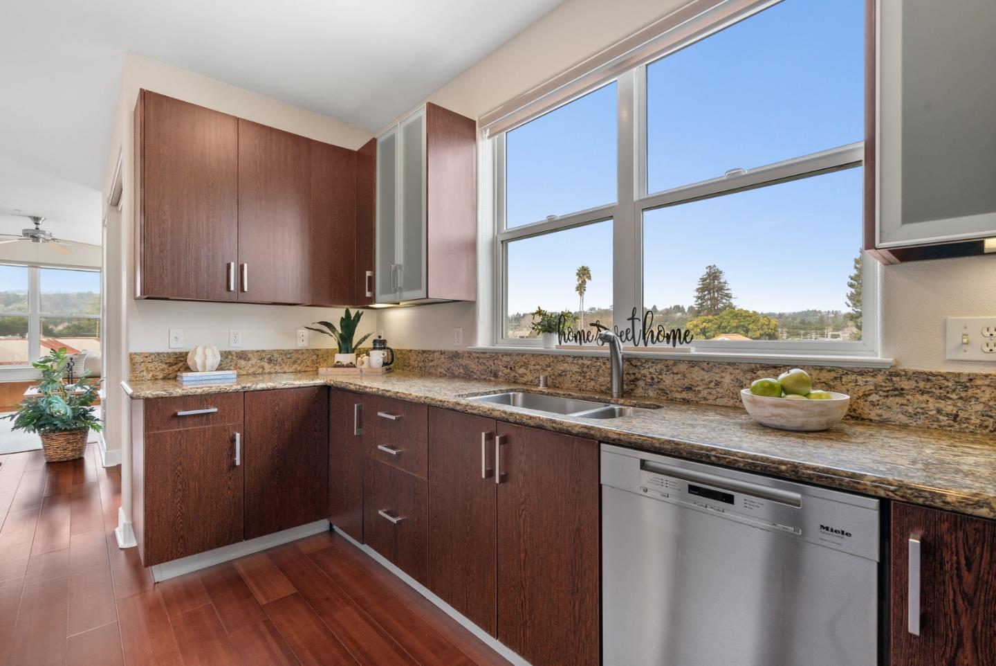 Detail Gallery Image 14 of 37 For 2030 N Pacific Ave #340,  Santa Cruz,  CA 95060 - 3 Beds | 2 Baths