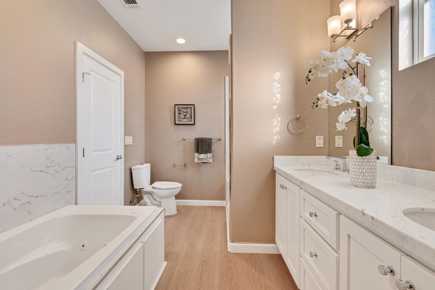 Detail Gallery Image 25 of 37 For 6245 Thornton Ave, Newark,  CA 94560 - 3 Beds | 3 Baths