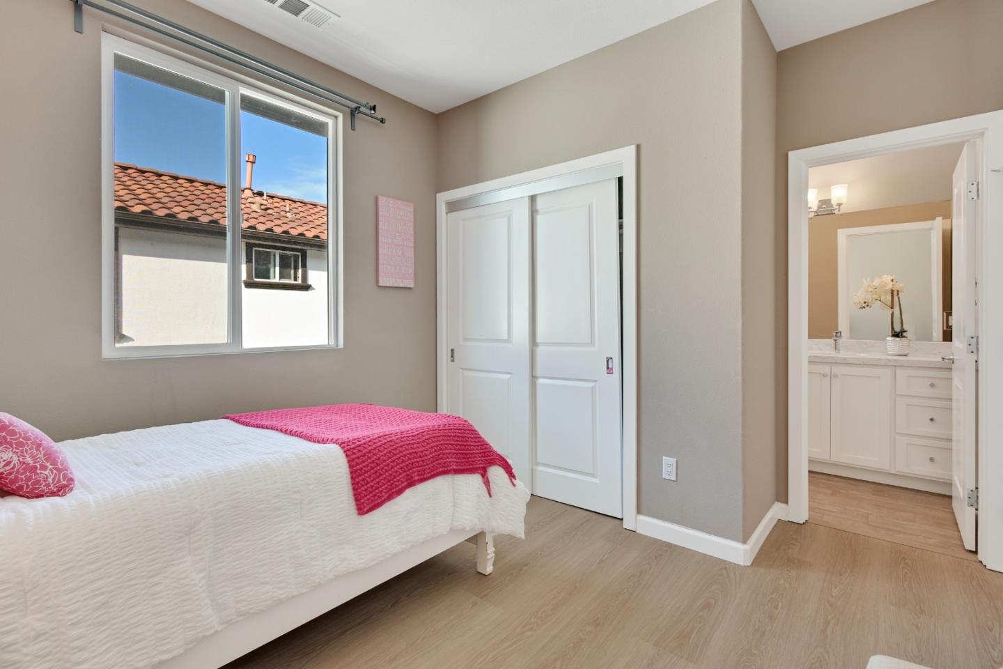 Detail Gallery Image 27 of 37 For 6245 Thornton Ave, Newark,  CA 94560 - 3 Beds | 3 Baths
