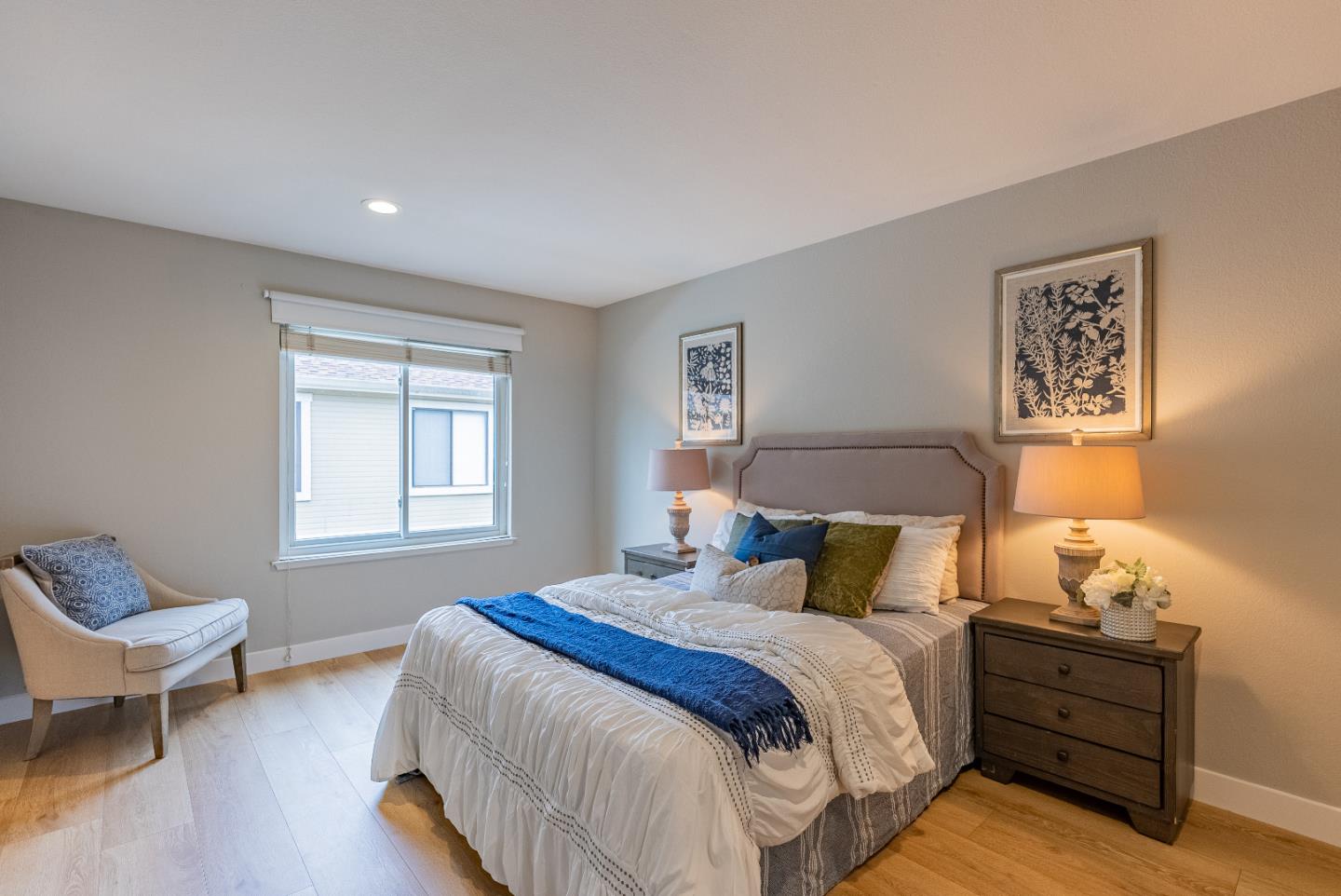 Detail Gallery Image 23 of 32 For 978 La Mesa Ter #E,  Sunnyvale,  CA 94086 - 2 Beds | 2/1 Baths