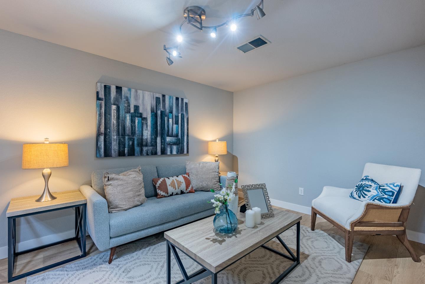 Detail Gallery Image 26 of 32 For 978 La Mesa Ter #E,  Sunnyvale,  CA 94086 - 2 Beds | 2/1 Baths