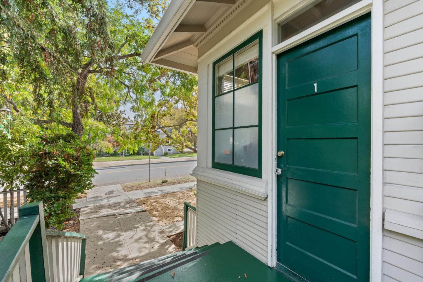 Detail Gallery Image 12 of 40 For 392 View St, Mountain View,  CA 94041 - – Beds | – Baths
