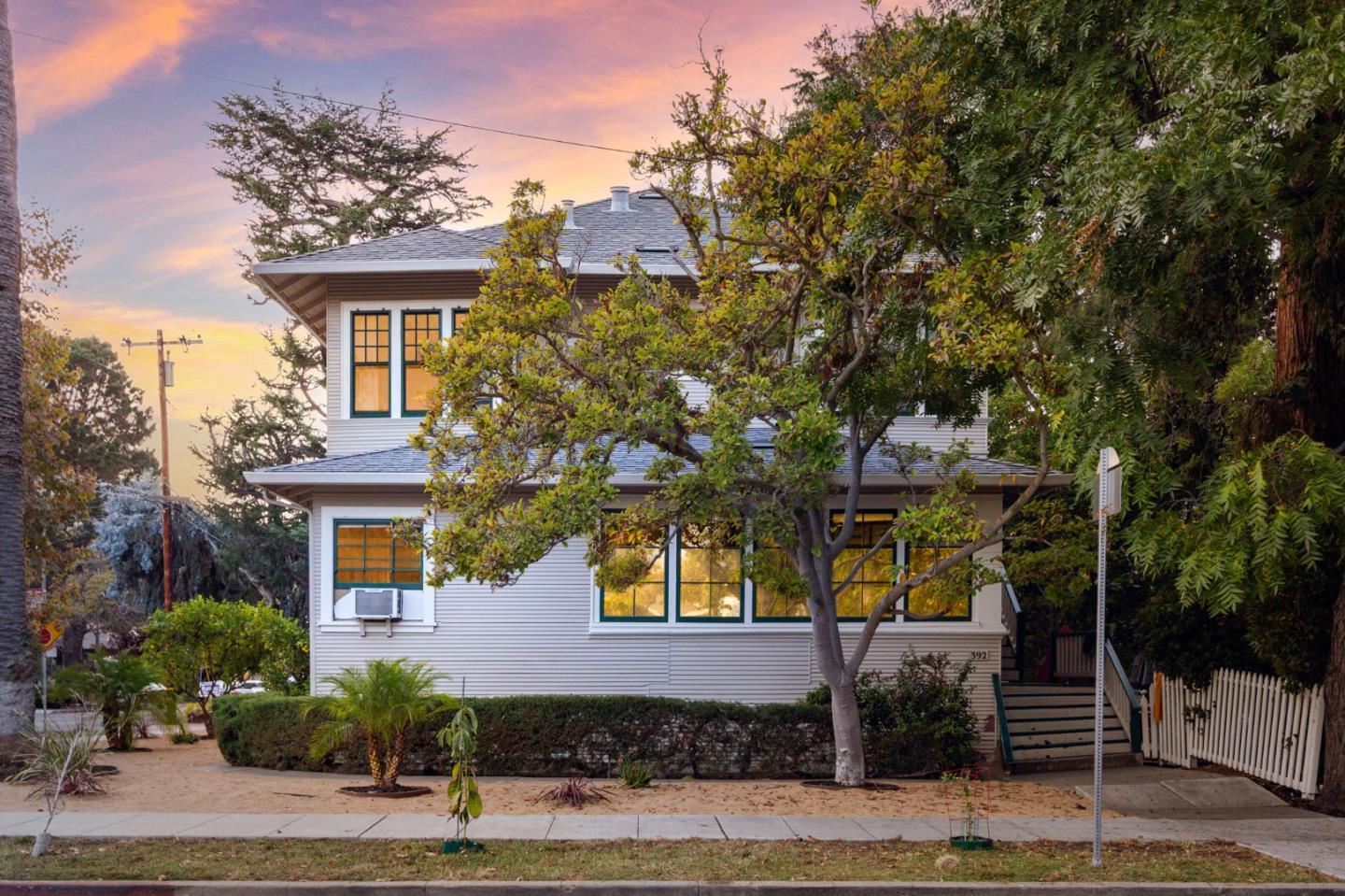 Detail Gallery Image 2 of 40 For 392 View St, Mountain View,  CA 94041 - – Beds | – Baths