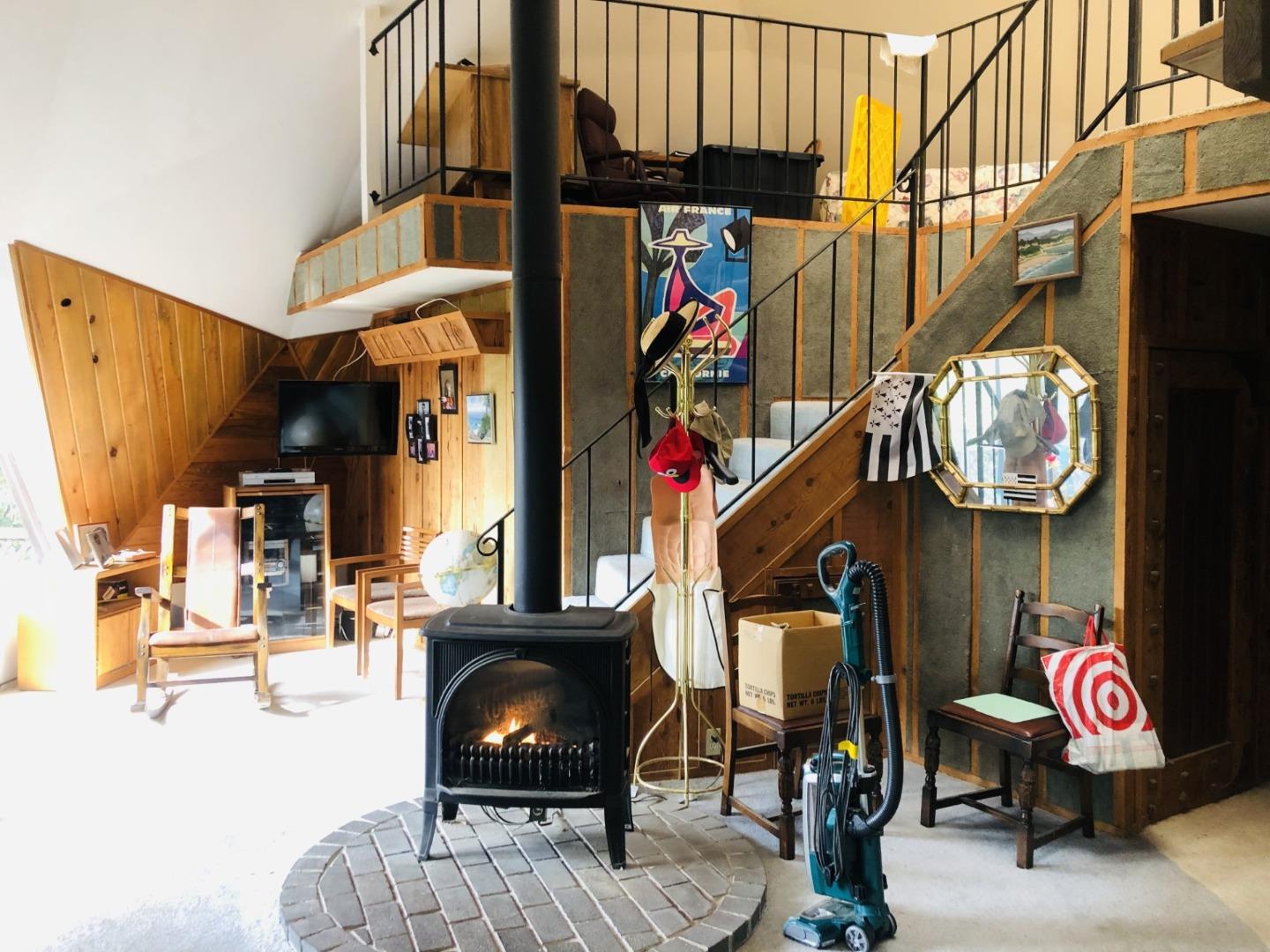 Detail Gallery Image 11 of 31 For 827 Valencia Rd, Aptos,  CA 95003 - 2 Beds | 2 Baths