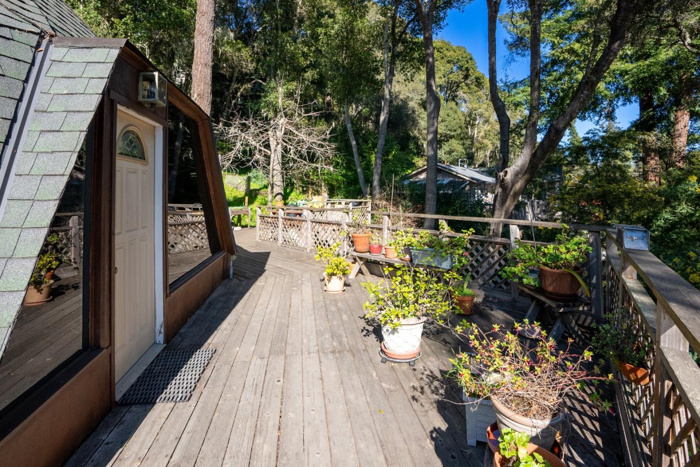 Detail Gallery Image 8 of 31 For 827 Valencia Rd, Aptos,  CA 95003 - 2 Beds | 2 Baths