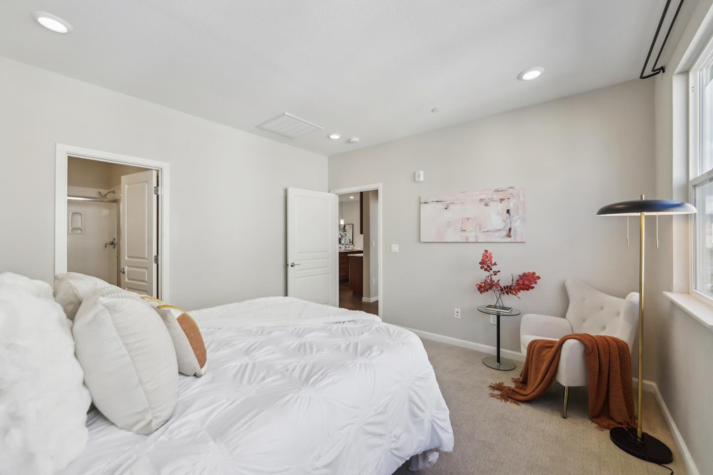 Detail Gallery Image 21 of 41 For 621 Clover Cir, Milpitas,  CA 95035 - 2 Beds | 2 Baths
