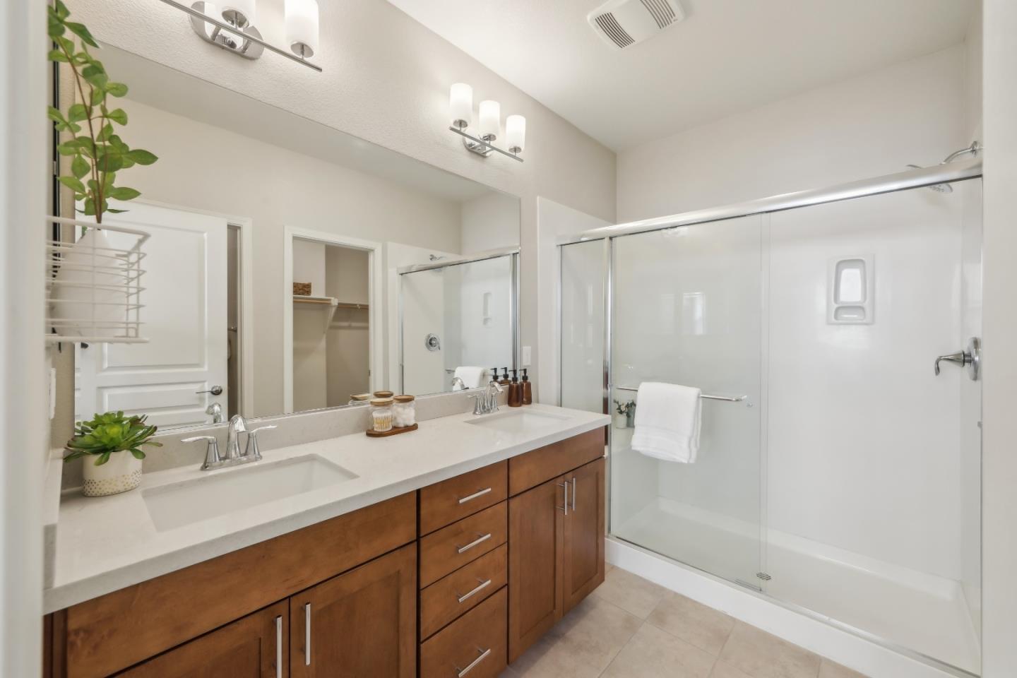 Detail Gallery Image 23 of 41 For 621 Clover Cir, Milpitas,  CA 95035 - 2 Beds | 2 Baths