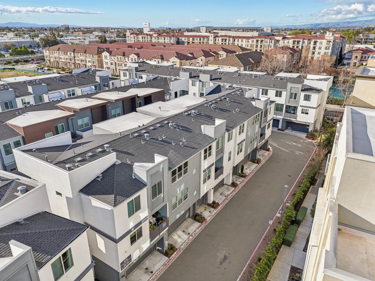 Detail Gallery Image 29 of 41 For 621 Clover Cir, Milpitas,  CA 95035 - 2 Beds | 2 Baths