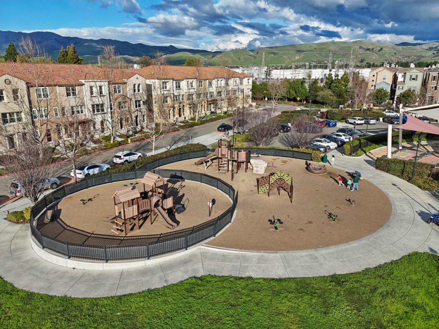 Detail Gallery Image 36 of 41 For 621 Clover Cir, Milpitas,  CA 95035 - 2 Beds | 2 Baths