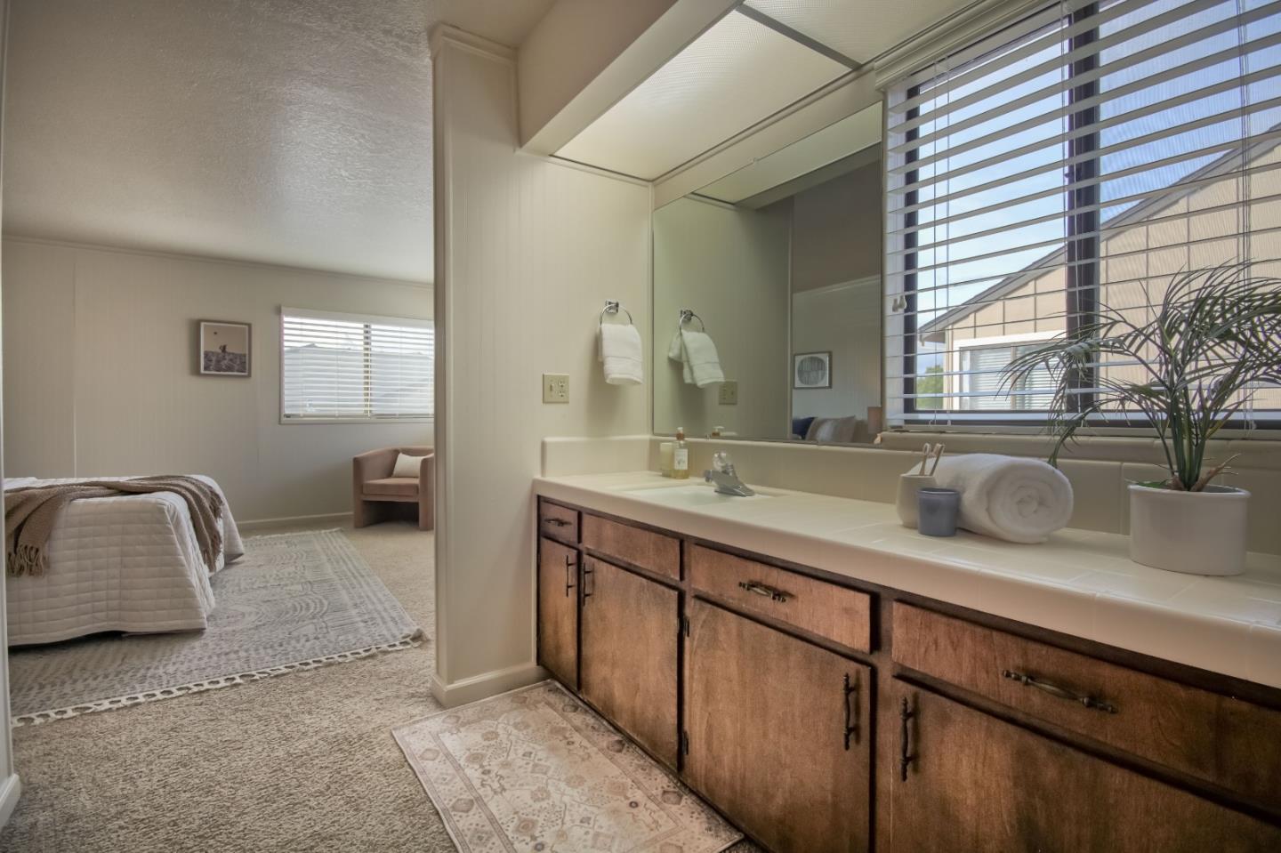 Detail Gallery Image 26 of 44 For 141 Joes Ln, Hollister,  CA 95023 - 2 Beds | 2/1 Baths