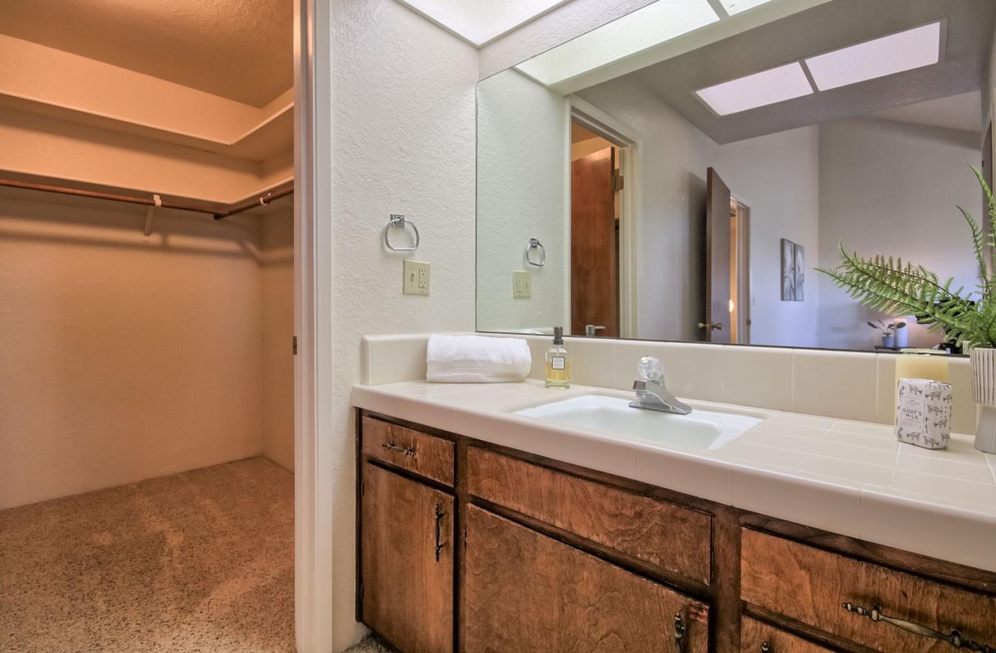 Detail Gallery Image 38 of 44 For 141 Joes Ln, Hollister,  CA 95023 - 2 Beds | 2/1 Baths