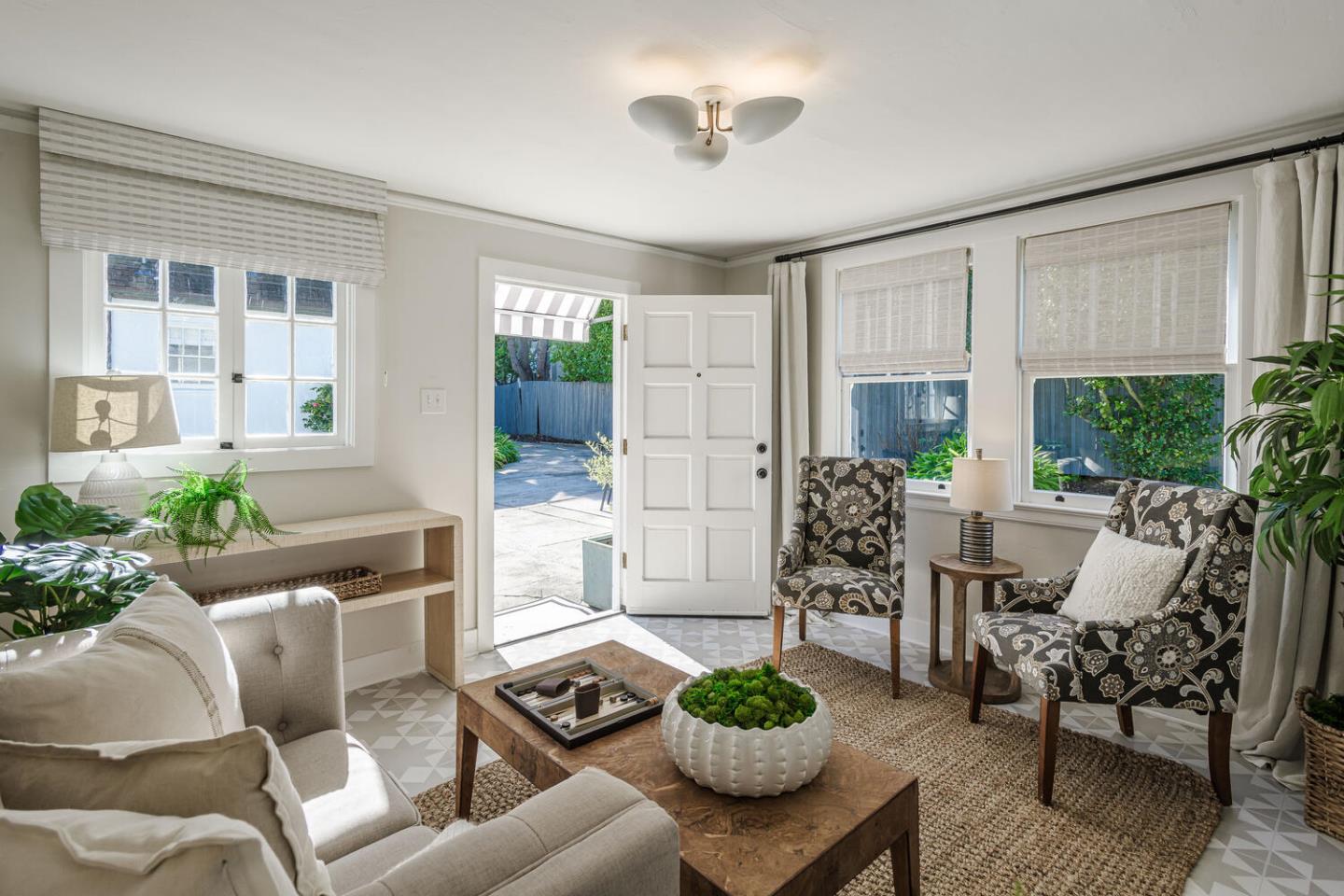 Detail Gallery Image 25 of 32 For 30 W Poplar Ave, San Mateo,  CA 94402 - 3 Beds | 2 Baths