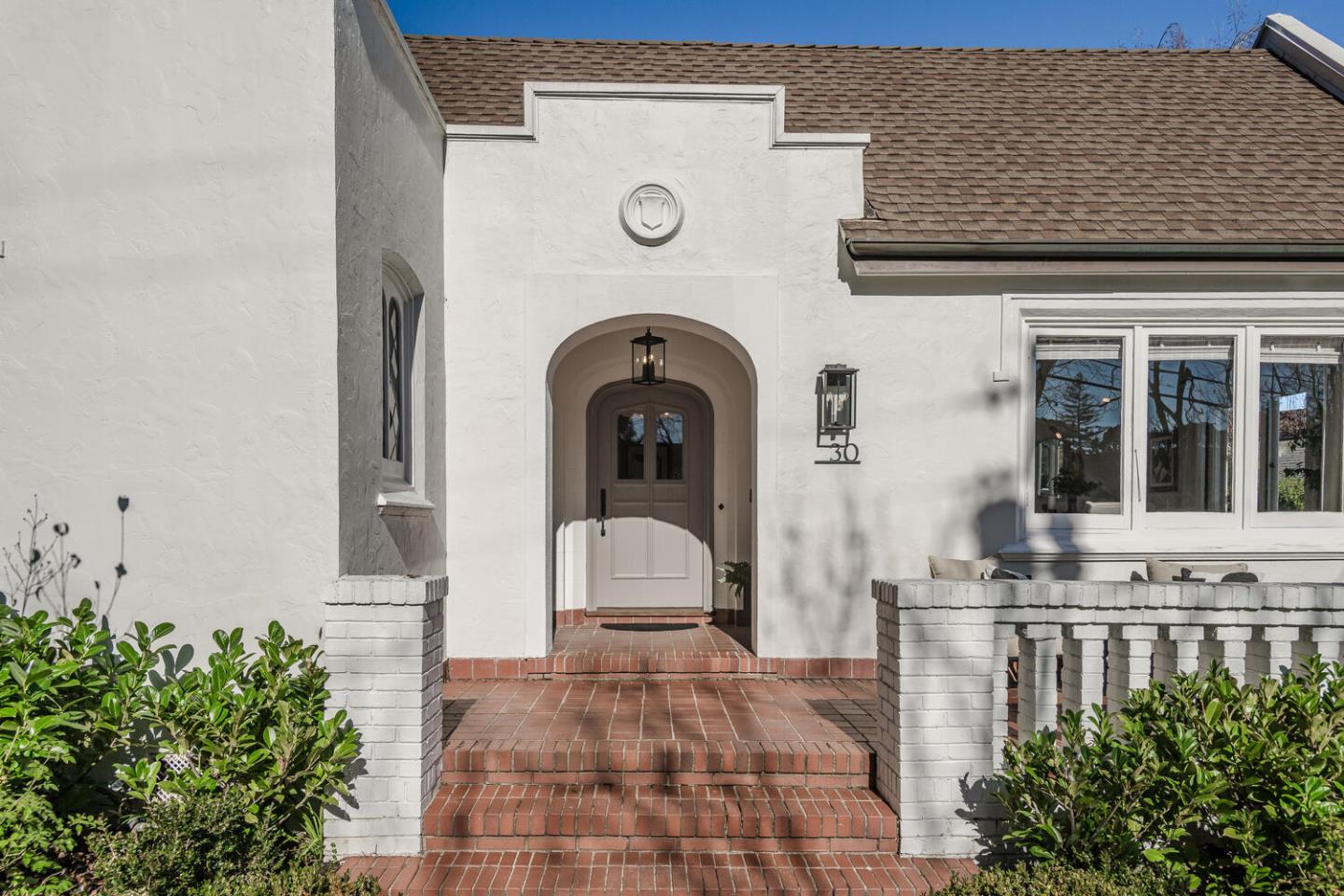Detail Gallery Image 3 of 32 For 30 W Poplar Ave, San Mateo,  CA 94402 - 3 Beds | 2 Baths