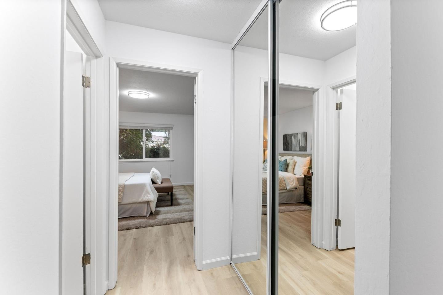 Detail Gallery Image 19 of 32 For 50 E Middlefield Rd #17,  Mountain View,  CA 94043 - 1 Beds | 1 Baths