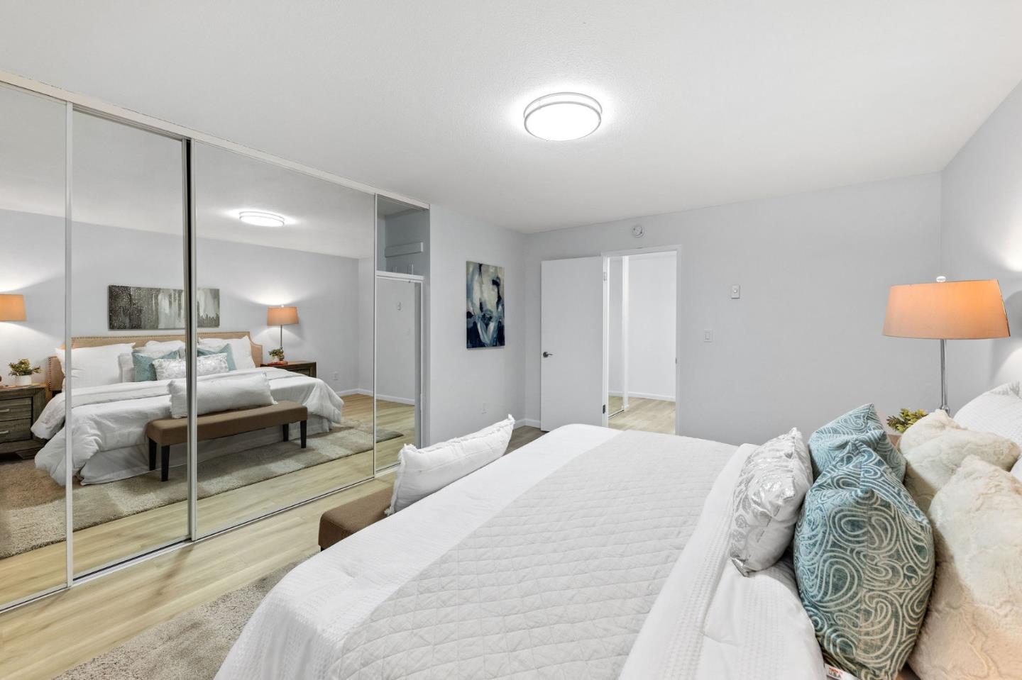 Detail Gallery Image 21 of 32 For 50 E Middlefield Rd #17,  Mountain View,  CA 94043 - 1 Beds | 1 Baths