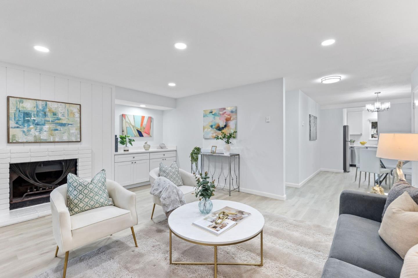 Detail Gallery Image 7 of 32 For 50 E Middlefield Rd #17,  Mountain View,  CA 94043 - 1 Beds | 1 Baths