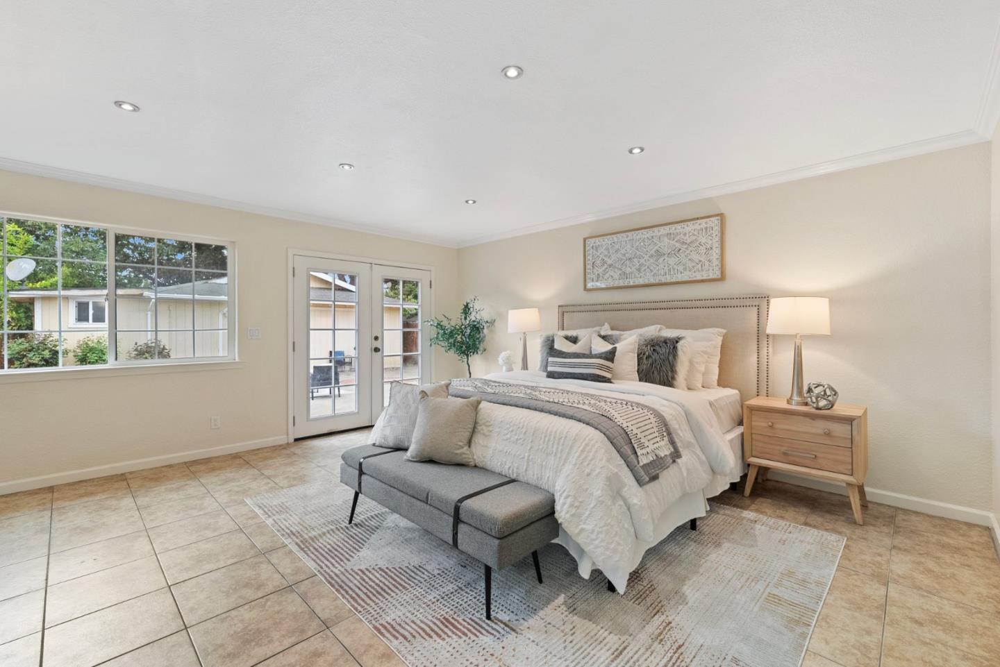 Detail Gallery Image 28 of 65 For 2301 Poplar Ave, East Palo Alto,  CA 94303 - 7 Beds | 4 Baths