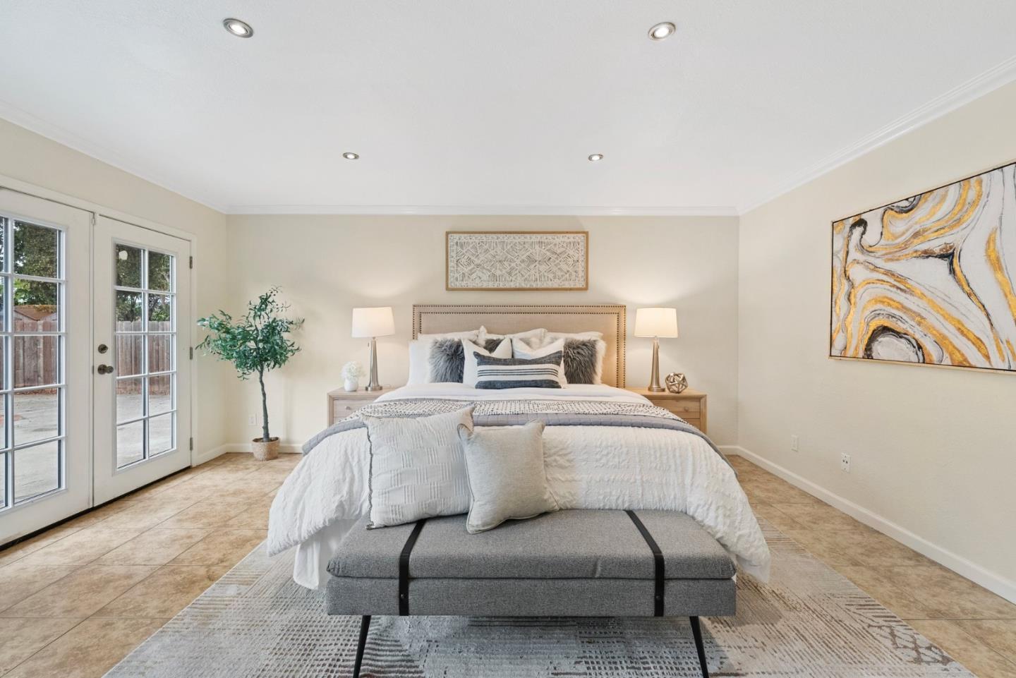 Detail Gallery Image 29 of 65 For 2301 Poplar Ave, East Palo Alto,  CA 94303 - 7 Beds | 4 Baths