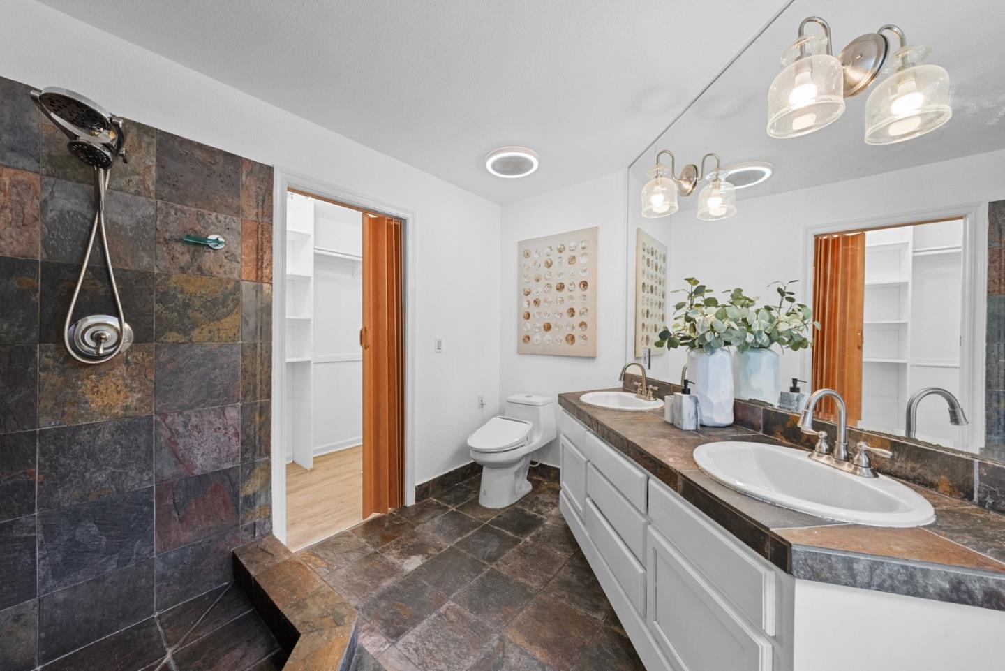 Detail Gallery Image 31 of 65 For 2301 Poplar Ave, East Palo Alto,  CA 94303 - 7 Beds | 4 Baths
