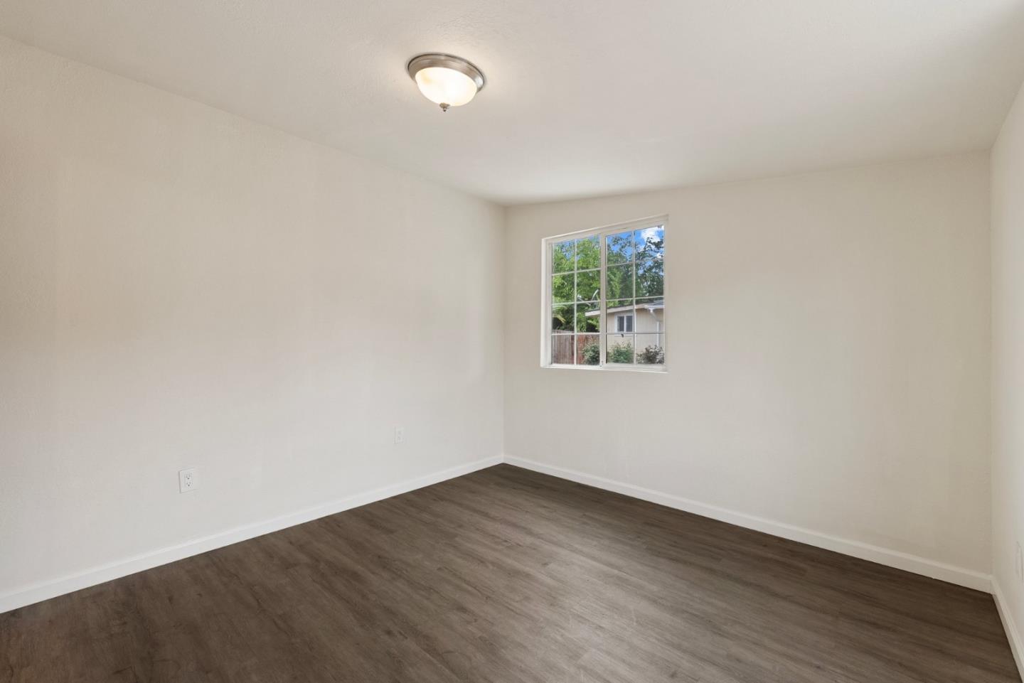 Detail Gallery Image 49 of 65 For 2301 Poplar Ave, East Palo Alto,  CA 94303 - 7 Beds | 4 Baths