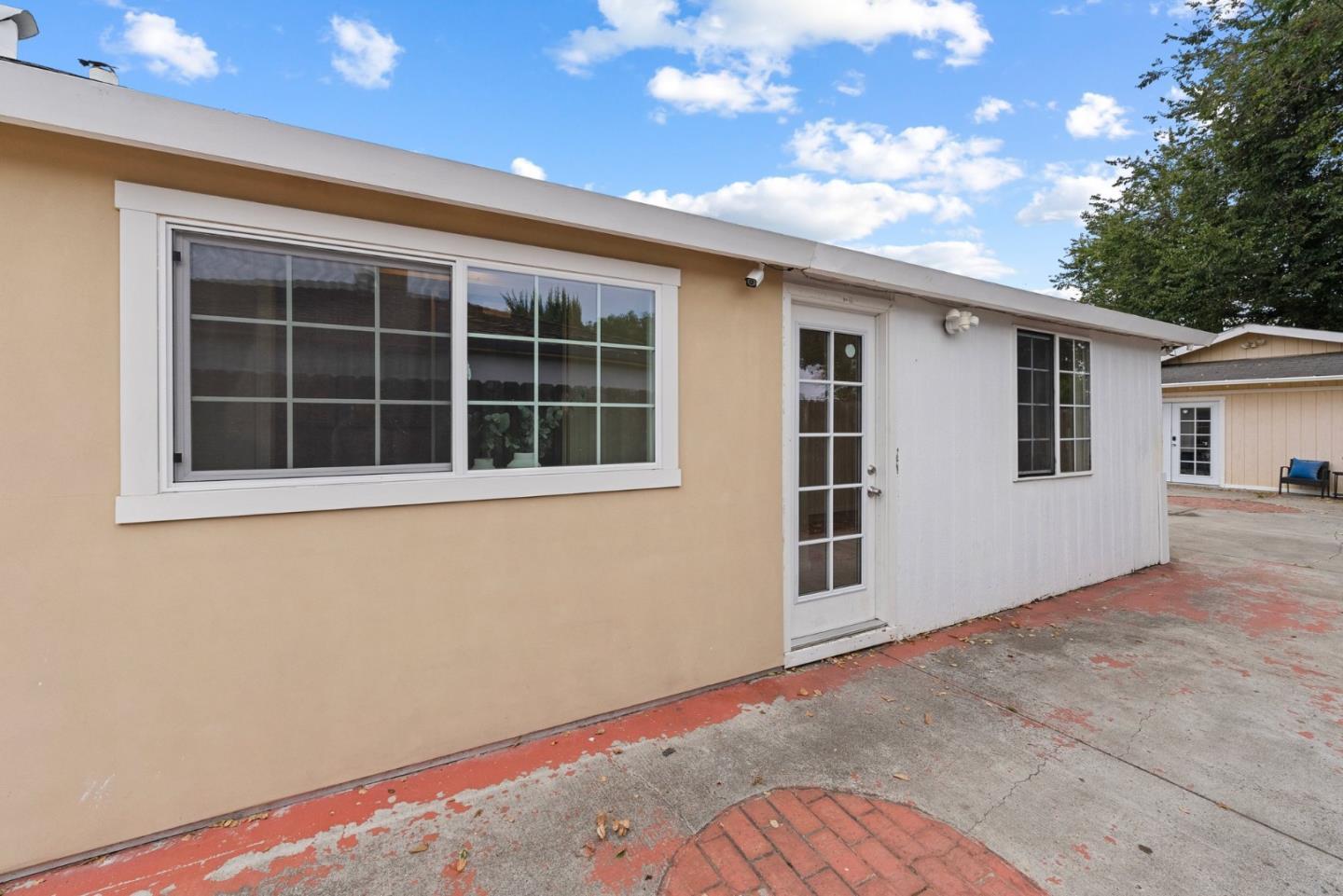 Detail Gallery Image 53 of 65 For 2301 Poplar Ave, East Palo Alto,  CA 94303 - 7 Beds | 4 Baths