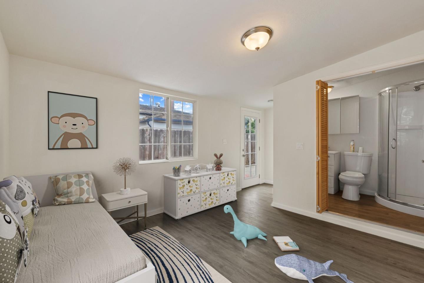Detail Gallery Image 55 of 65 For 2301 Poplar Ave, East Palo Alto,  CA 94303 - 7 Beds | 4 Baths