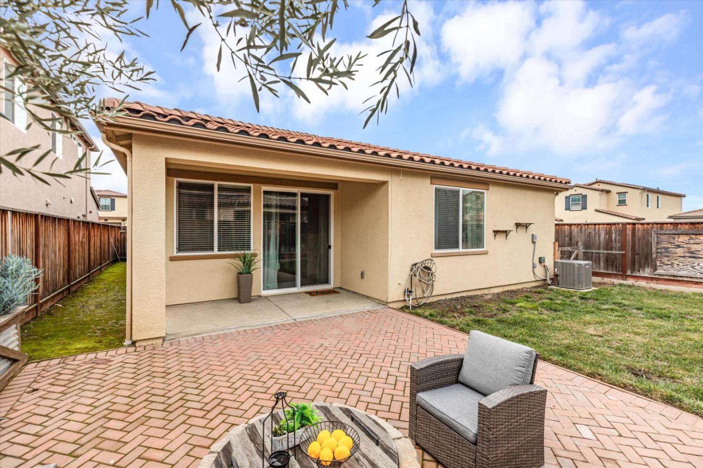 Detail Gallery Image 37 of 39 For 503 Cadiz Dr, Hollister,  CA 95023 - 3 Beds | 2 Baths
