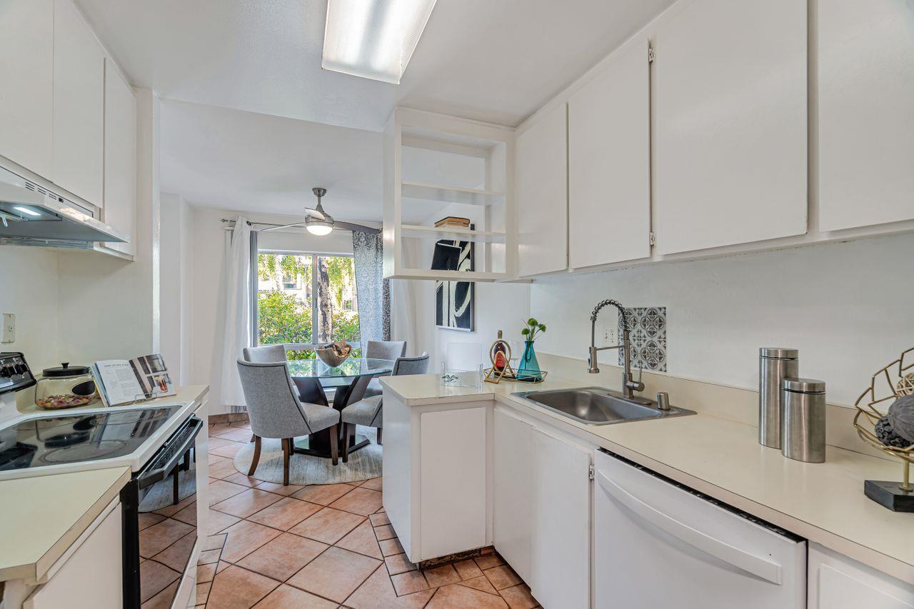 Detail Gallery Image 10 of 44 For 120 Saratoga Ave #103,  Santa Clara,  CA 95051 - 2 Beds | 2 Baths