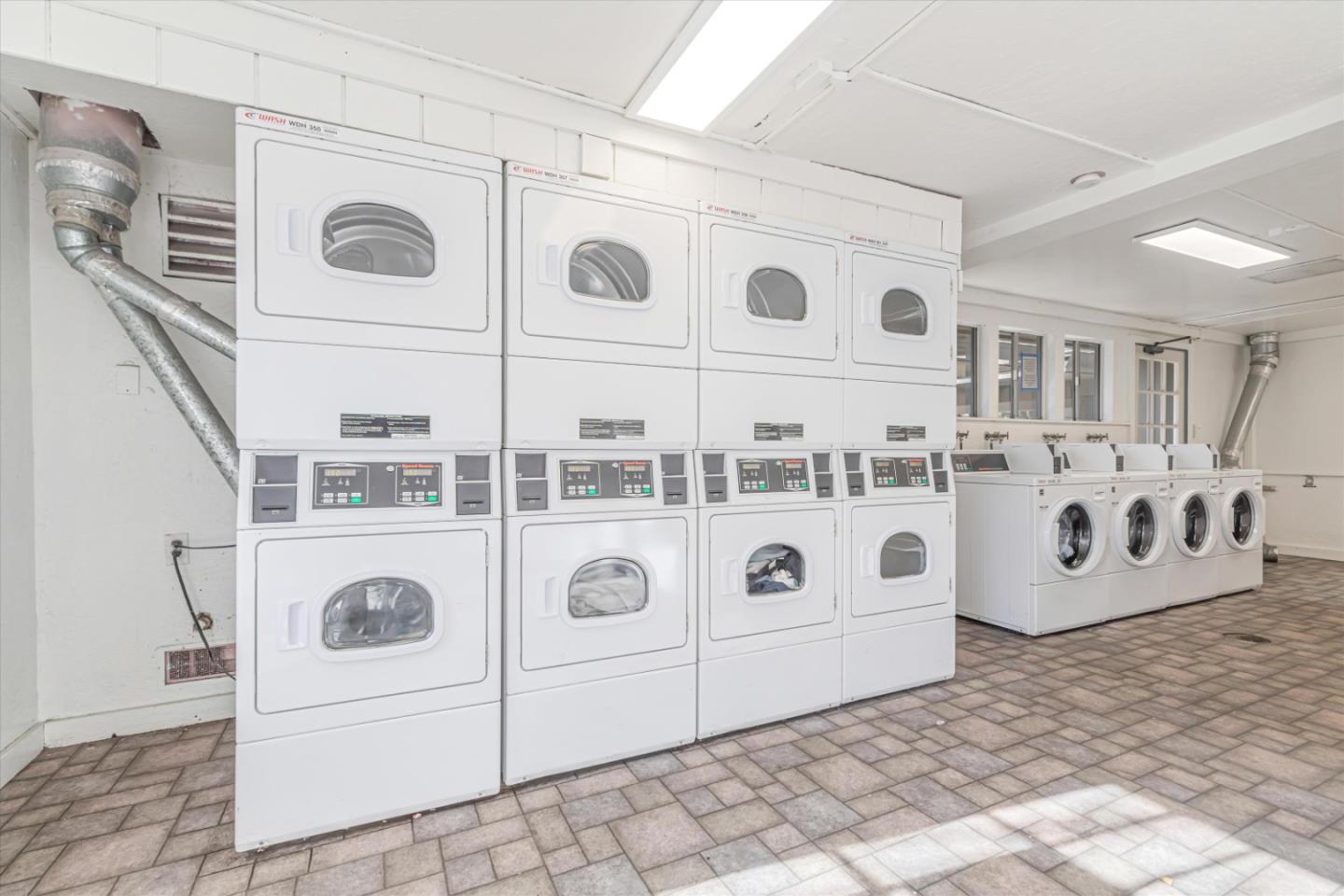Detail Gallery Image 35 of 44 For 120 Saratoga Ave #103,  Santa Clara,  CA 95051 - 2 Beds | 2 Baths