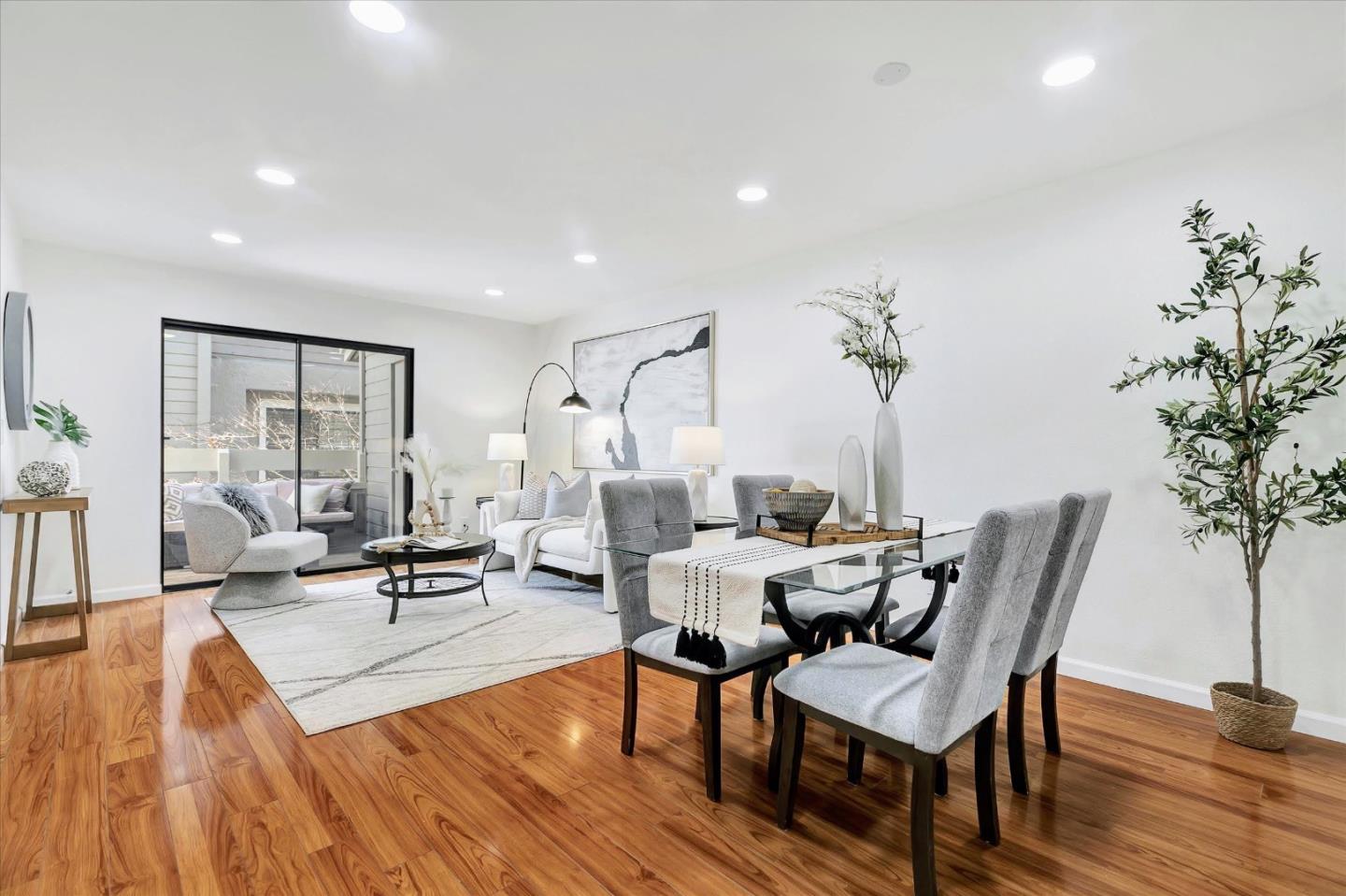 Detail Gallery Image 2 of 26 For 6971 Chantel Ct, San Jose,  CA 95129 - 2 Beds | 2/1 Baths