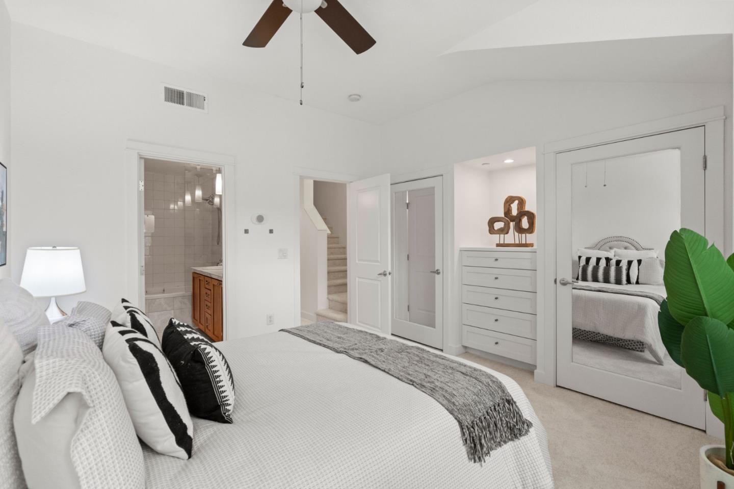 Detail Gallery Image 19 of 30 For 218 Grayson Ter, San Jose,  CA 95126 - 4 Beds | 2/1 Baths