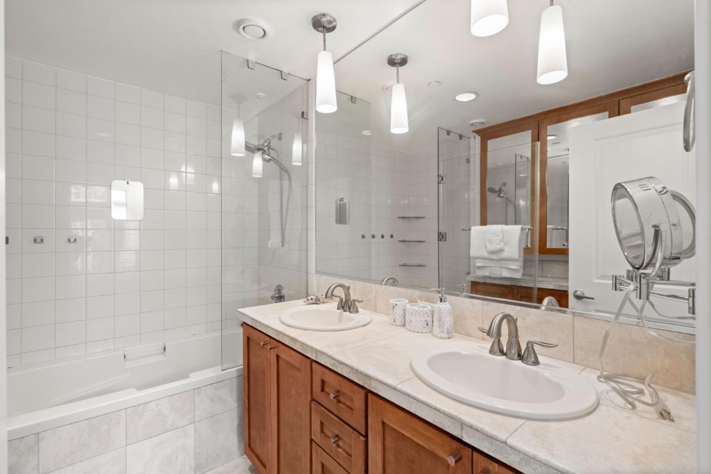 Detail Gallery Image 22 of 30 For 218 Grayson Ter, San Jose,  CA 95126 - 4 Beds | 2/1 Baths