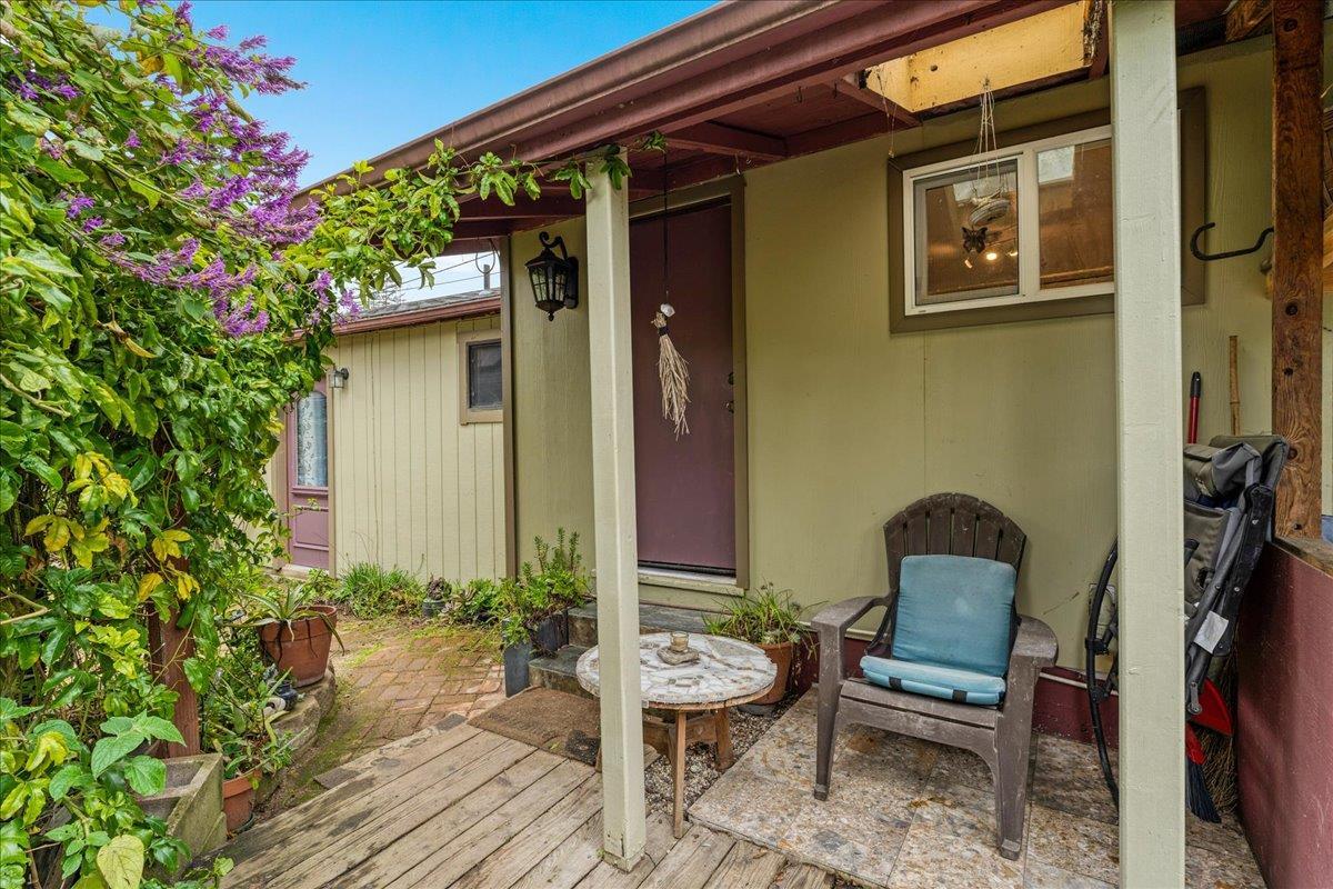 Detail Gallery Image 34 of 49 For 203 Grant St #3,  Santa Cruz,  CA 95060 - 4 Beds | 2 Baths