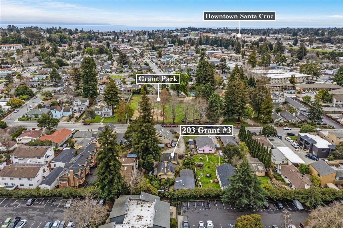 Detail Gallery Image 48 of 49 For 203 Grant St #3,  Santa Cruz,  CA 95060 - 4 Beds | 2 Baths