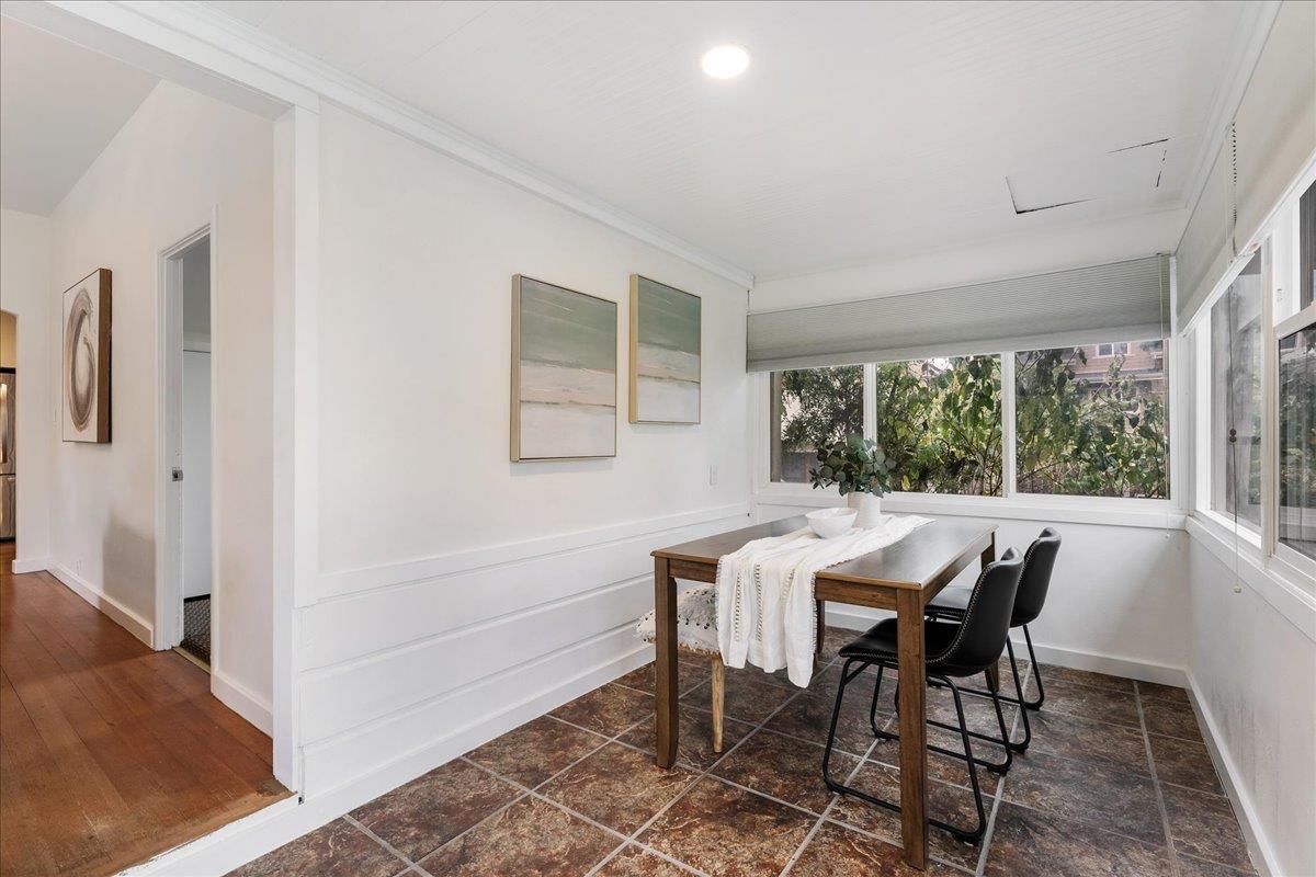 Detail Gallery Image 6 of 49 For 203 Grant St #3,  Santa Cruz,  CA 95060 - 4 Beds | 2 Baths
