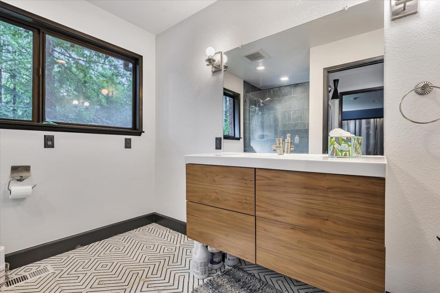 Detail Gallery Image 32 of 39 For 345 Mcgaffigan Mill Rd, Boulder Creek,  CA 95006 - 3 Beds | 3 Baths