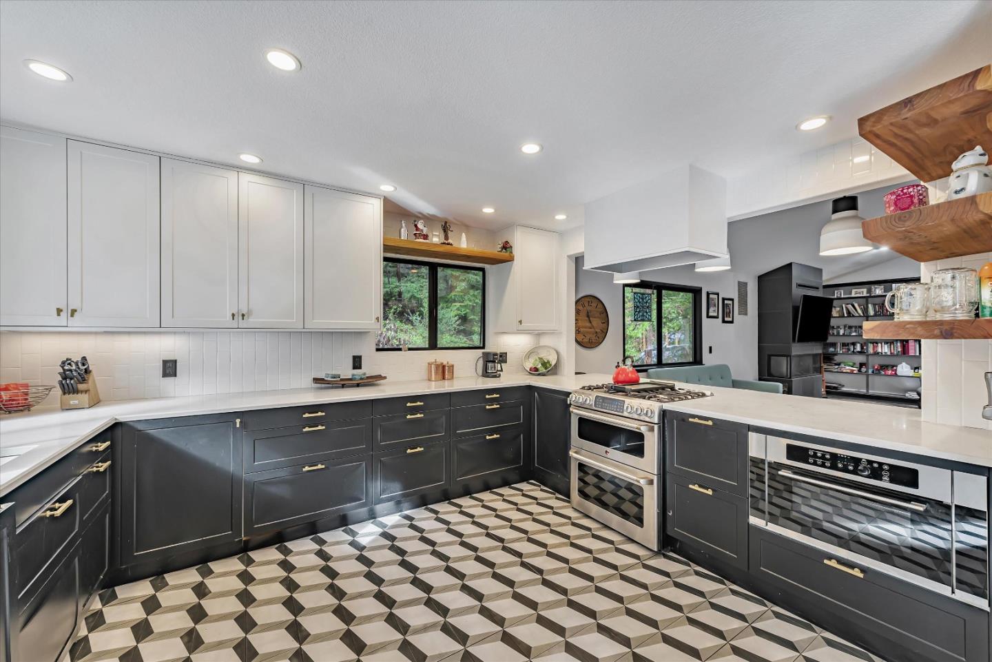 Detail Gallery Image 9 of 39 For 345 Mcgaffigan Mill Rd, Boulder Creek,  CA 95006 - 3 Beds | 3 Baths