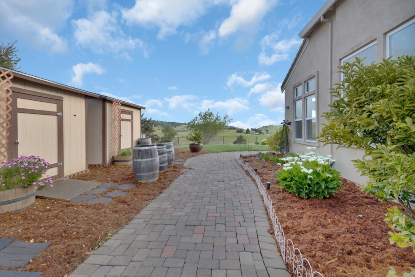 Detail Gallery Image 42 of 43 For 820 via Vaquero Norte, San Juan Bautista,  CA 95045 - 4 Beds | 3 Baths