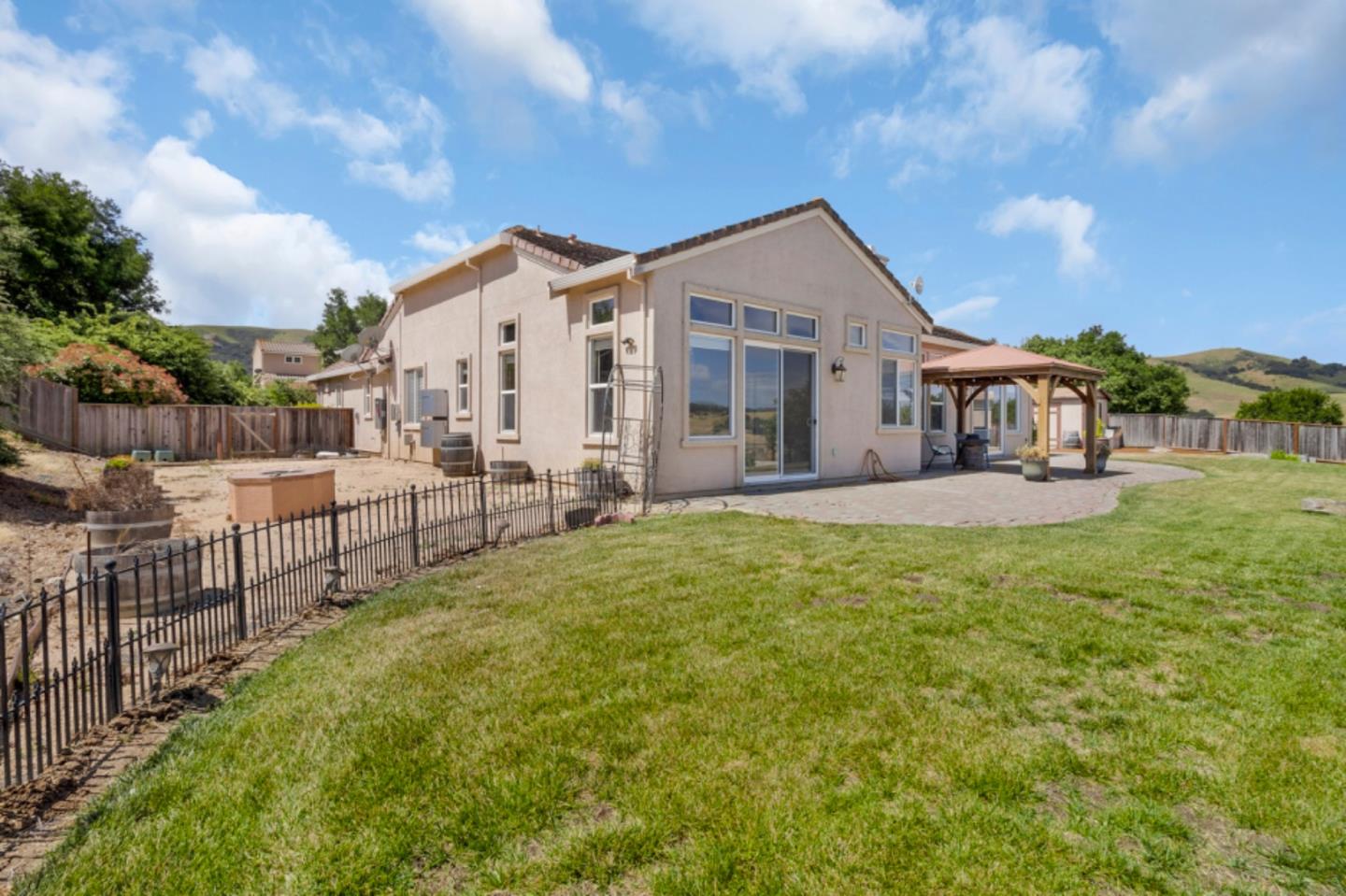 Detail Gallery Image 59 of 69 For 820 via Vaquero Norte, San Juan Bautista,  CA 95045 - 4 Beds | 3 Baths
