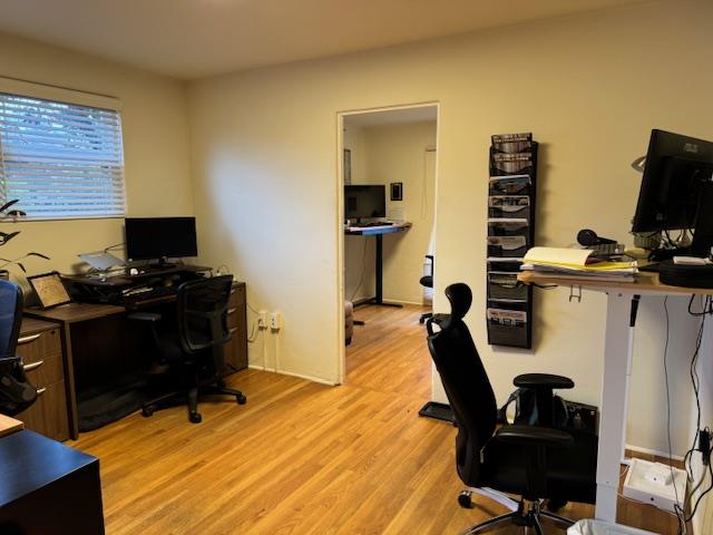 Detail Gallery Image 4 of 14 For 617 Water St, Santa Cruz,  CA 95060 - – Beds | – Baths