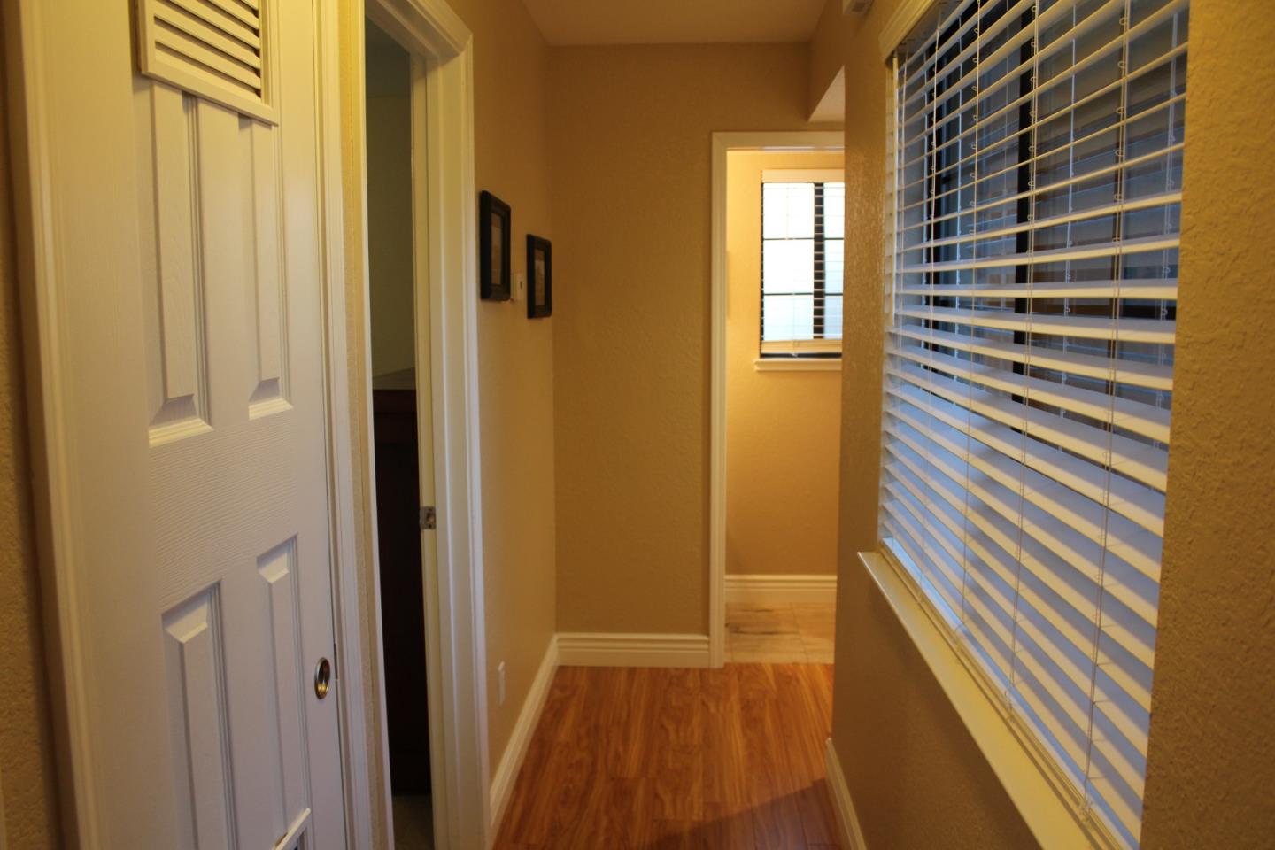 Detail Gallery Image 13 of 25 For 101 Gibson Dr #7,  Hollister,  CA 95023 - 2 Beds | 1/1 Baths