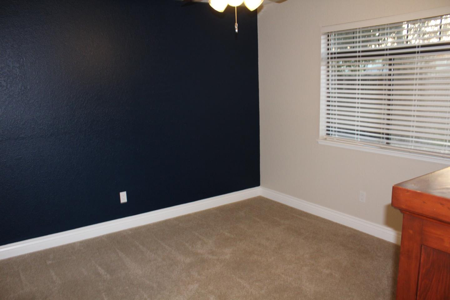 Detail Gallery Image 14 of 25 For 101 Gibson Dr #7,  Hollister,  CA 95023 - 2 Beds | 1/1 Baths