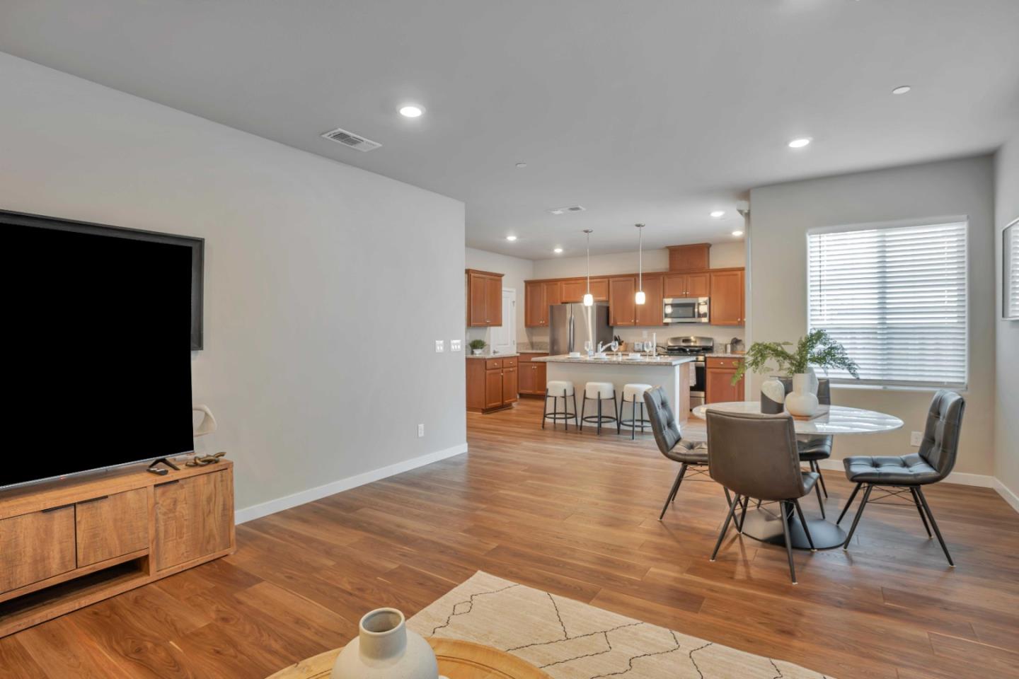 1618 Pagoda Lane, Sacramento, California 95834, 3 Bedrooms Bedrooms, ,2 BathroomsBathrooms,Residential Lease,For Rent,1618 Pagoda Lane,ML81994188