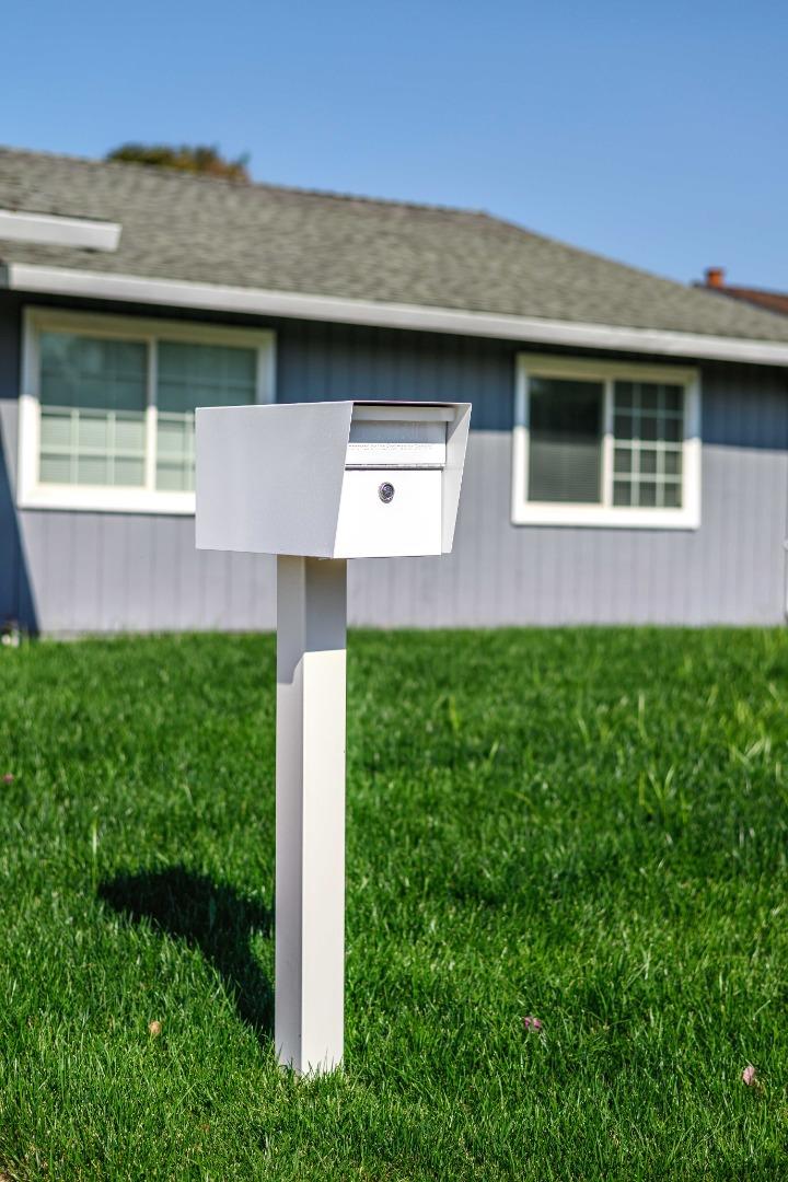 Detail Gallery Image 22 of 23 For 8617 Lodestone Cir, Elk Grove,  CA 95624 - 4 Beds | 2 Baths